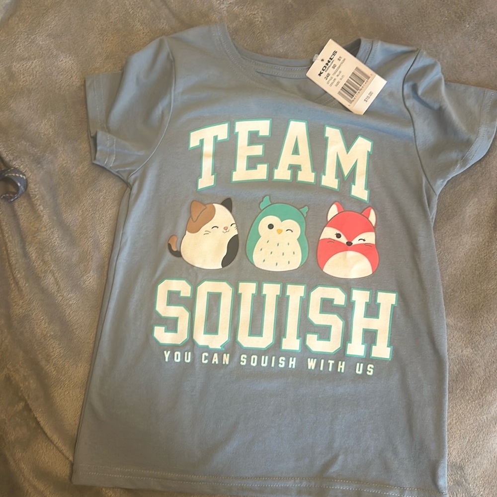 Girl’s size 7 Squishmallow shirt. NWT.